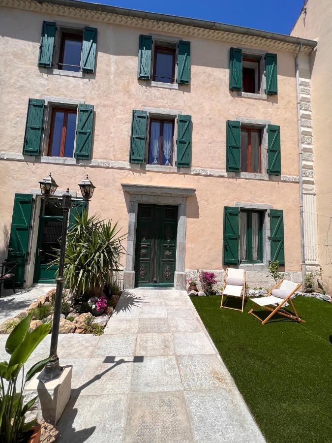 Bed and Breakfast Les Baroudeurs De Saint Jean Esterno foto